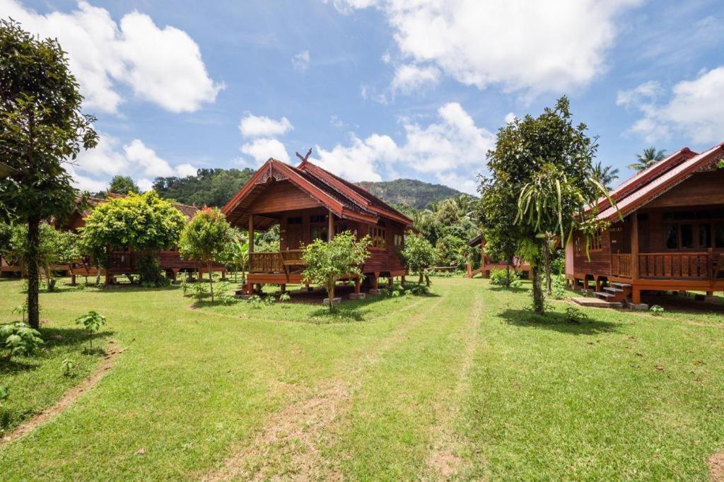 Oyo 1143 Phet Luran Thai Resort Kohchang Koh Chang Exterior photo